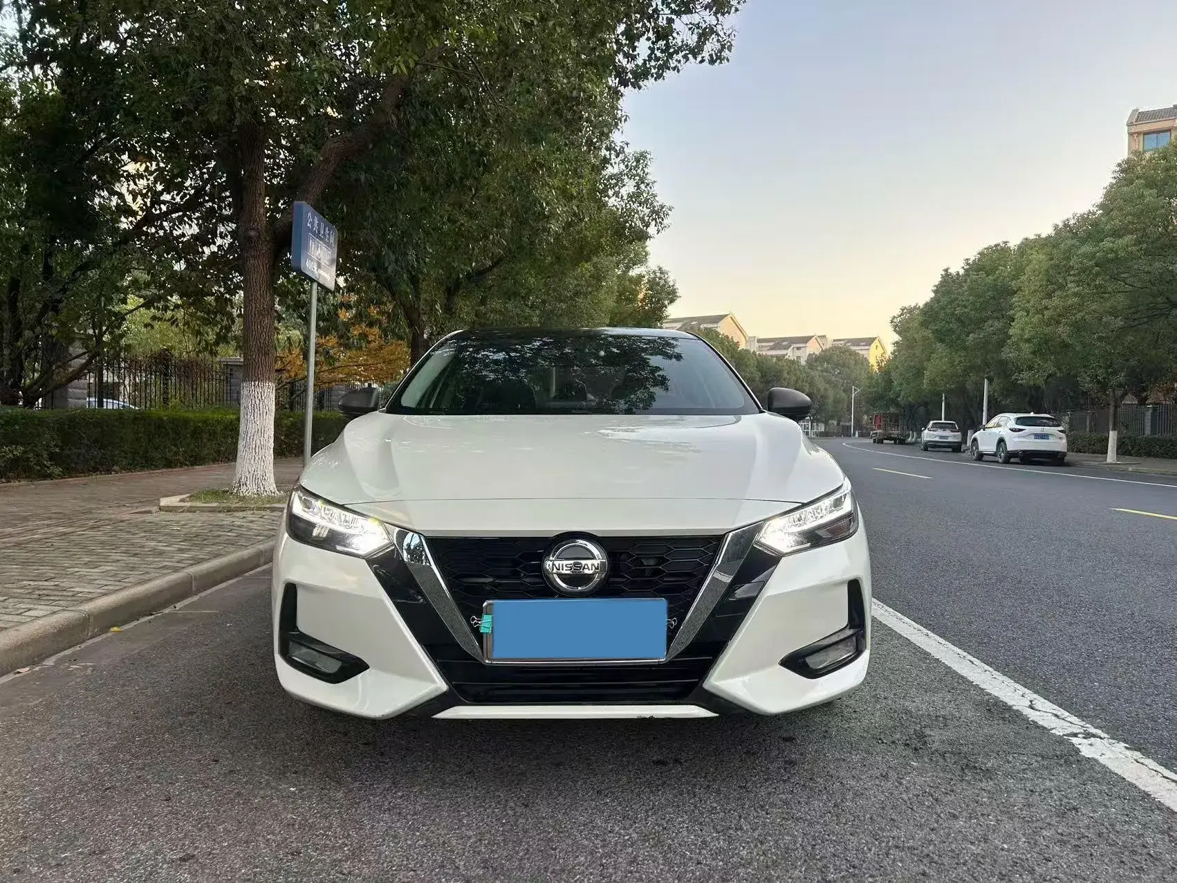 2021 NISSAN SYLPHY thumbnail 3
