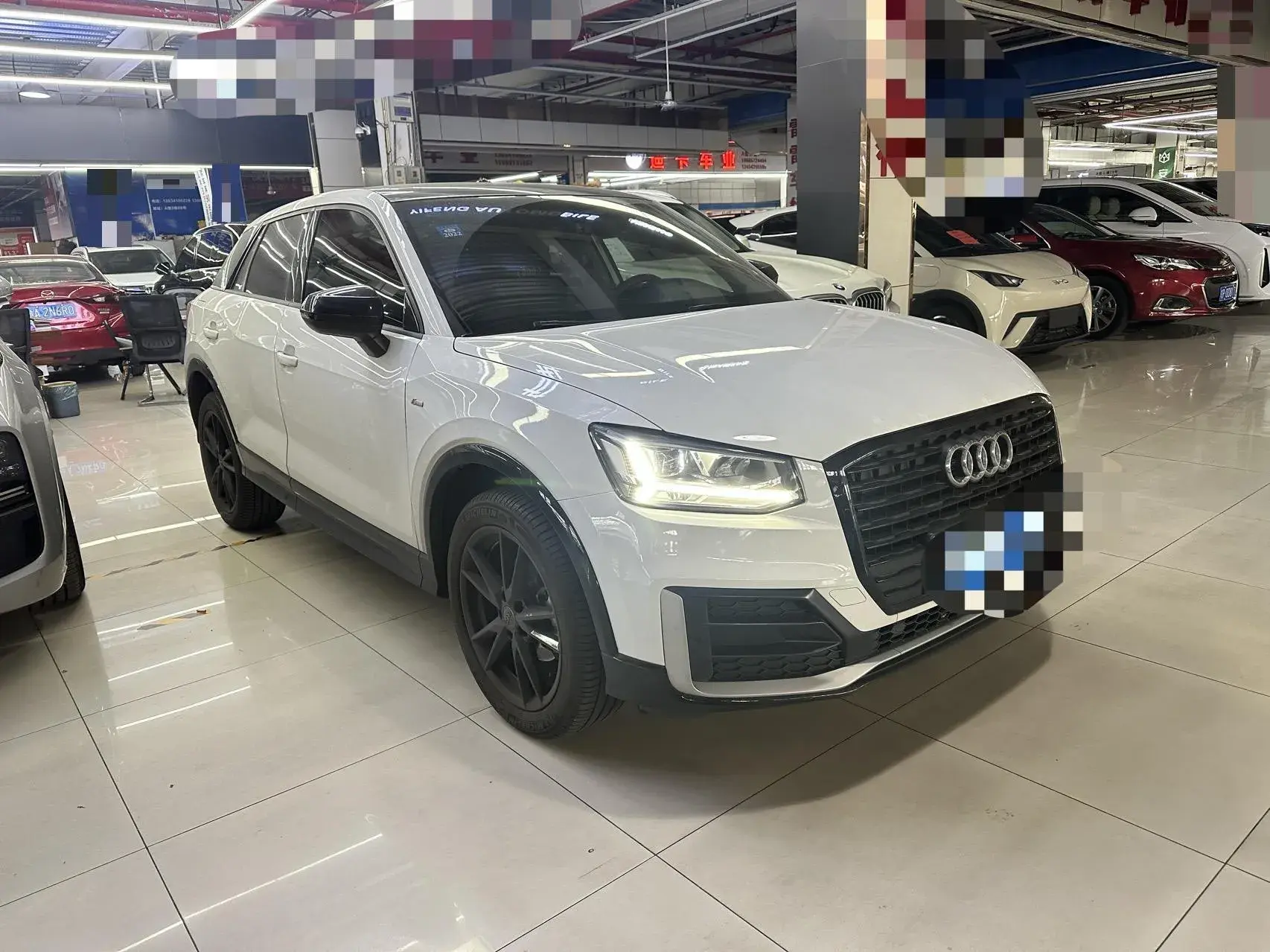 2020 AUDI Q2L thumbnail 2