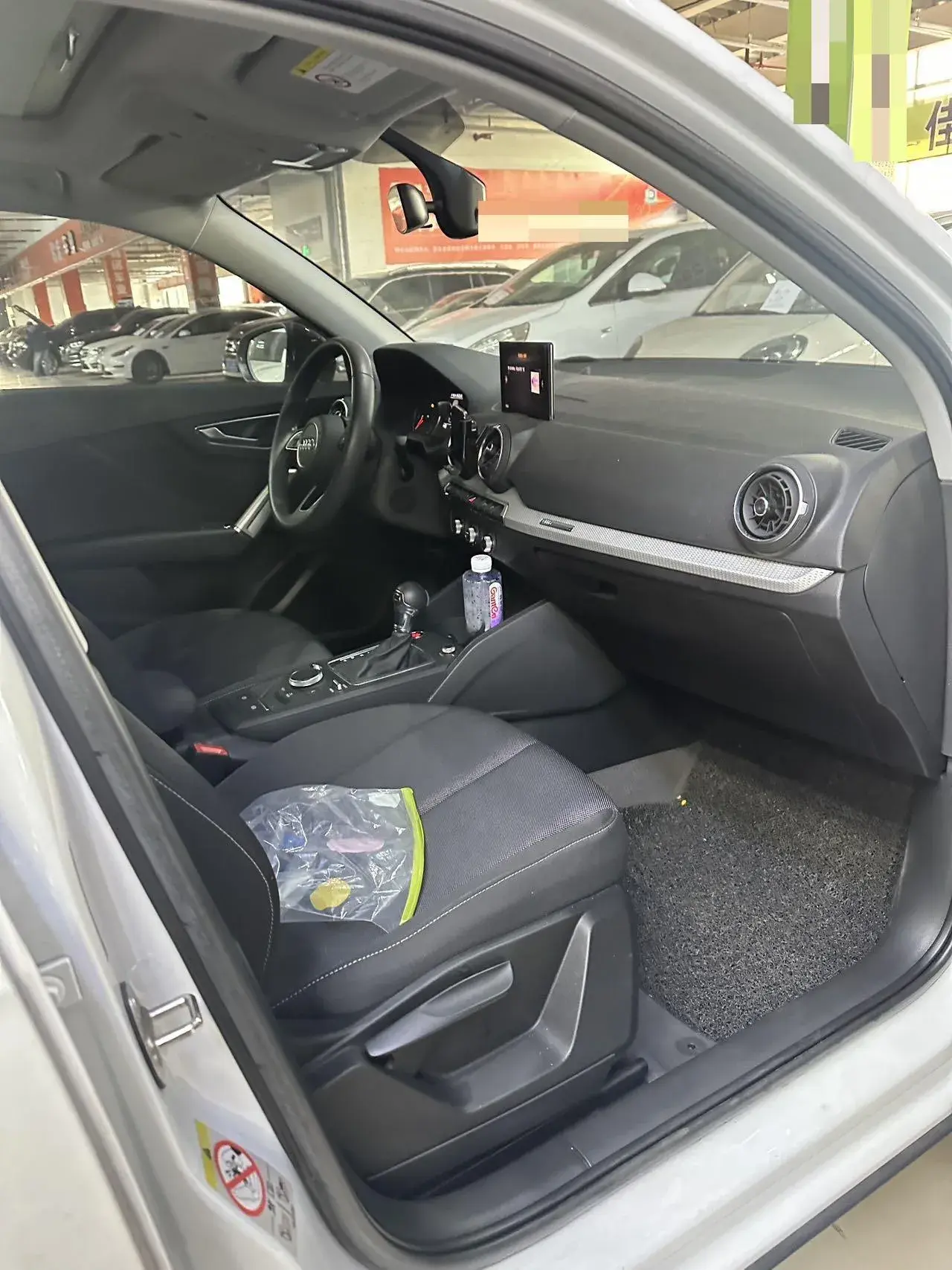 2020 AUDI Q2L thumbnail 3