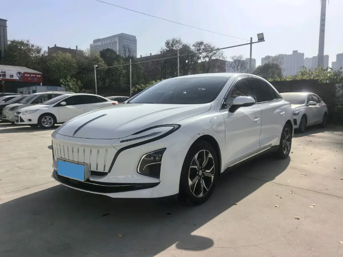 2024 HongQi E-QM5 BEV 60KWH