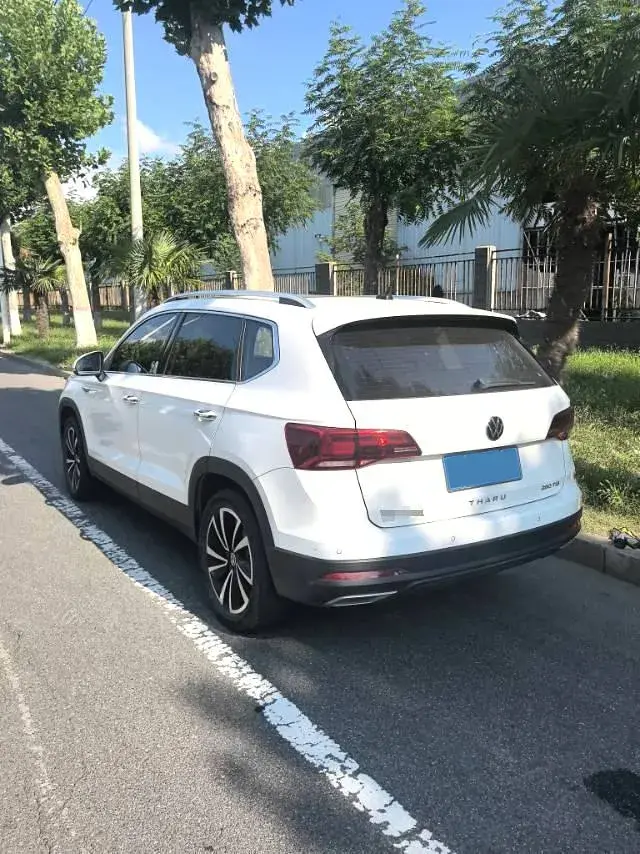 2021 VOLKSWAGEN THARU thumbnail 3