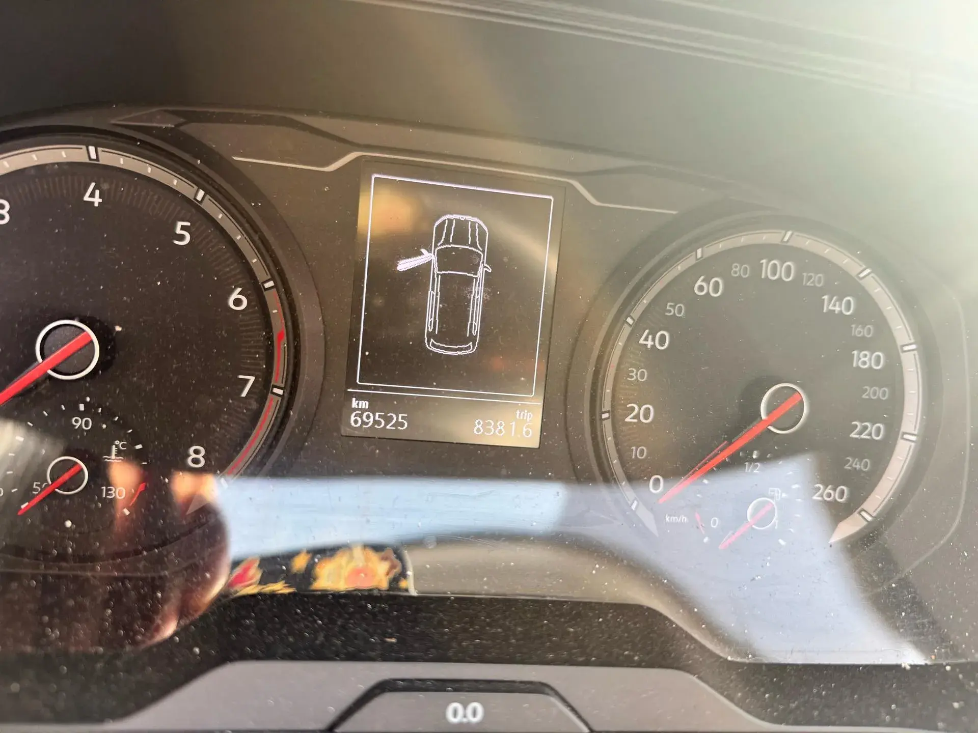 2020 VOLKSWAGEN THARU thumbnail 3