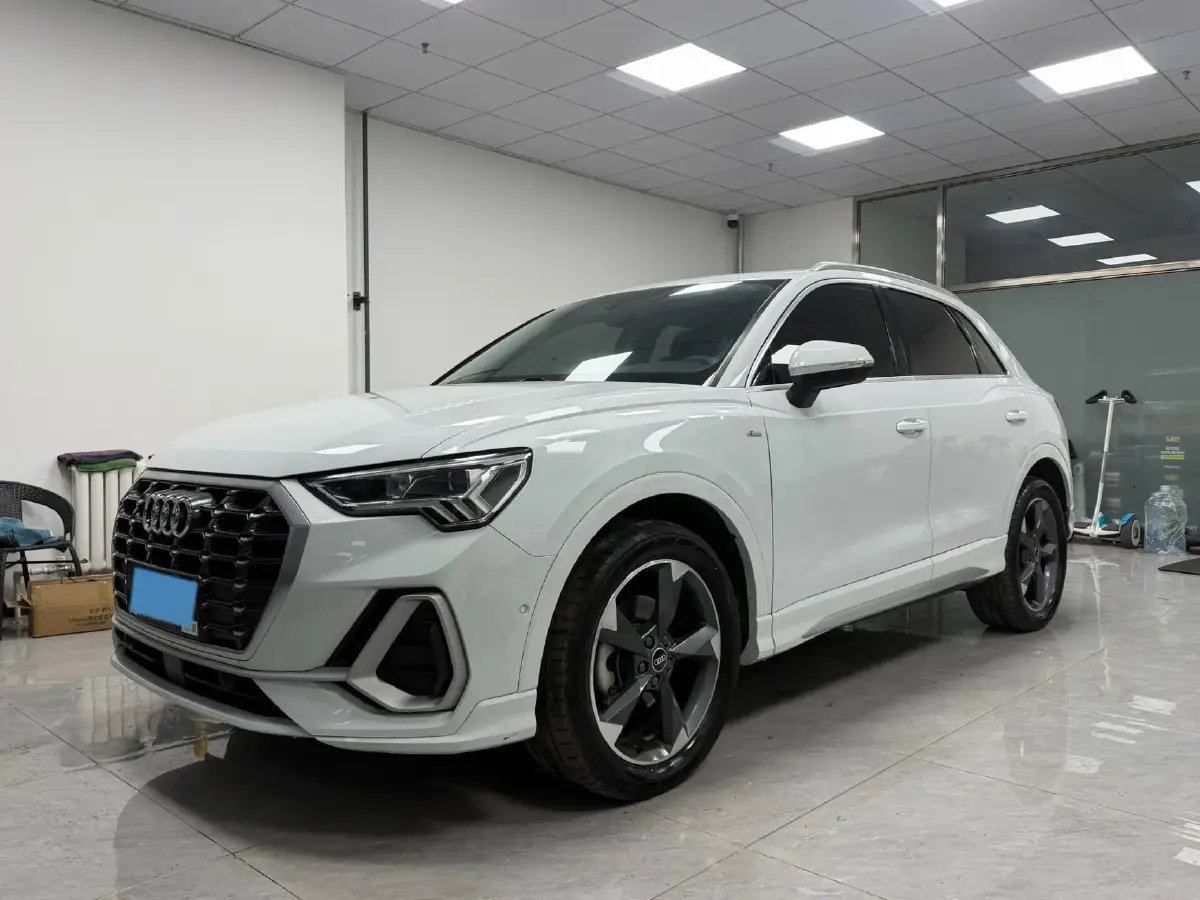 2021 Audi Q3 1.4T 150HP L4 7DCT