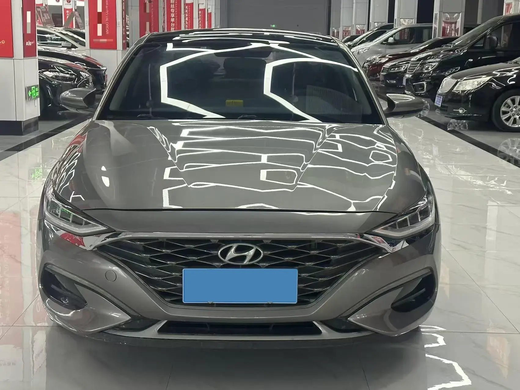 2019 HYUNDAI LA thumbnail 2