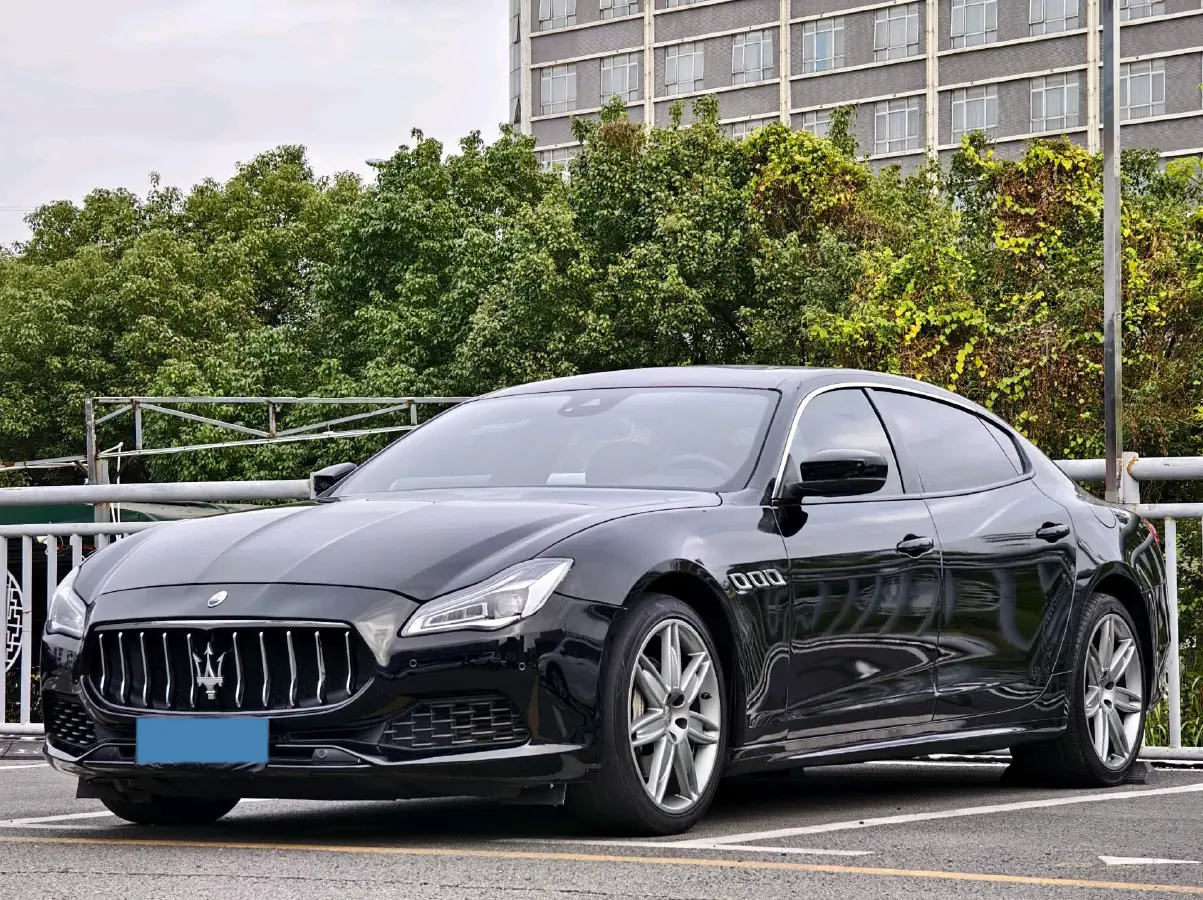 2018 Maserati Quattroporte 3.0T 350HP V6 8AT