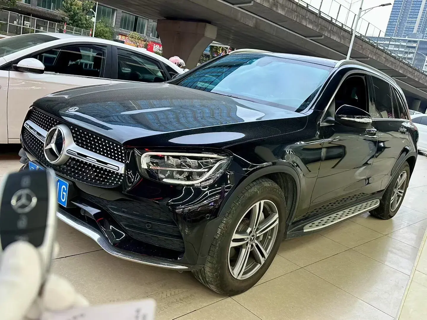 2020 MERCEDES-BENZ GLC view 1
