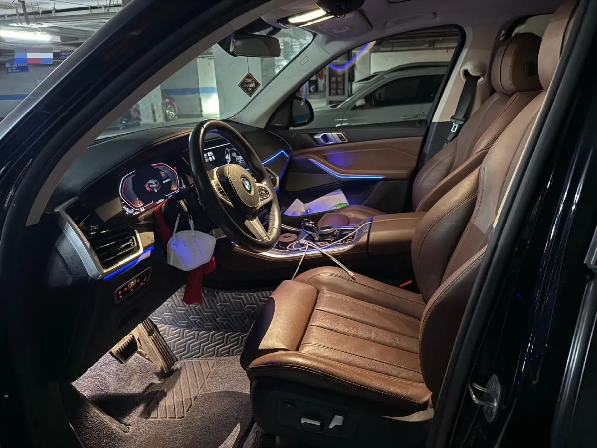 2021 BMW X5 3.0T 340HP L6 8AT,autocango,china used car exporter,china ev exporter,chinese used car exporter,chinese used ev exporter