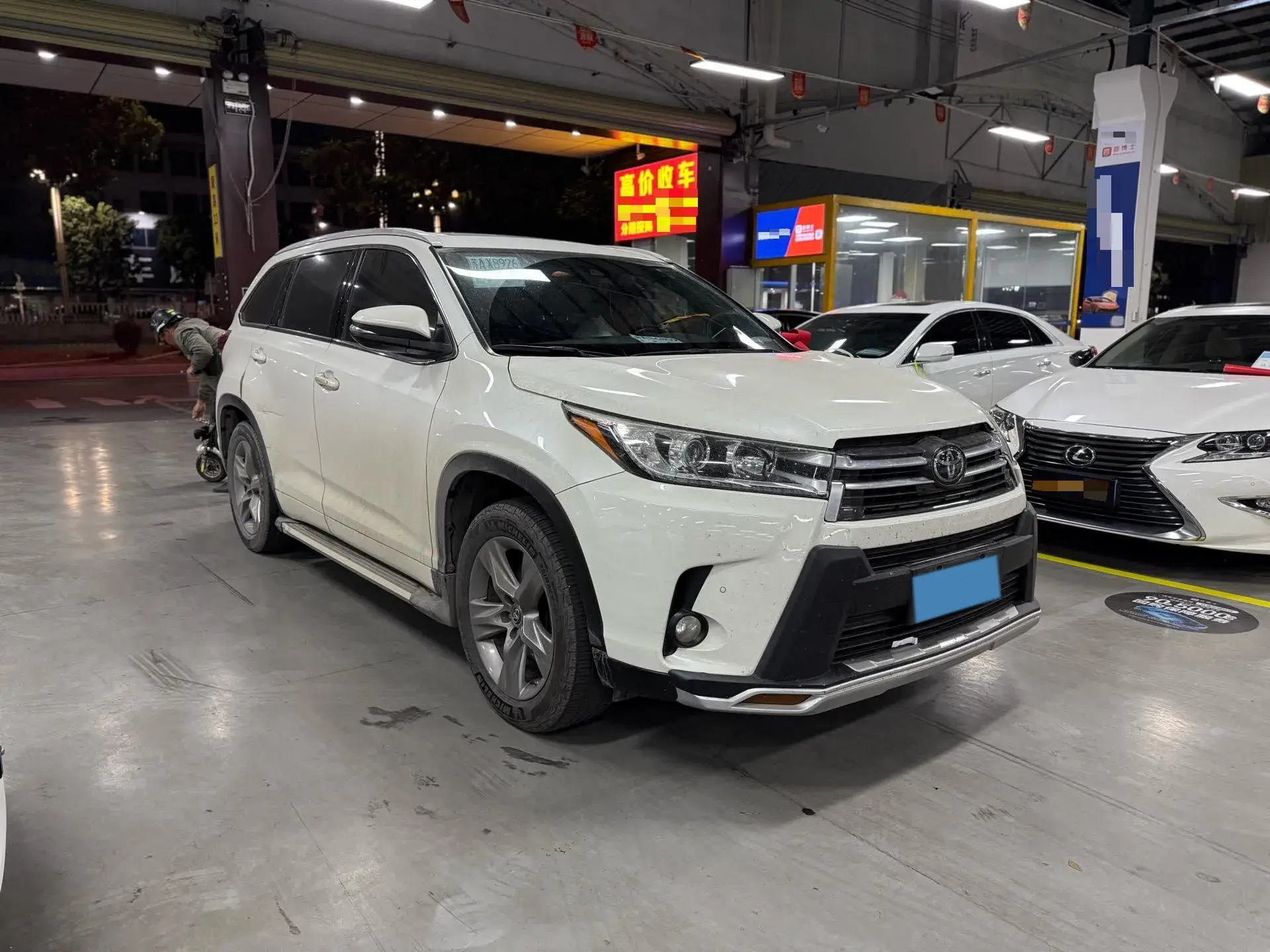 2018 TOYOTA HIGHLANDER thumbnail 3