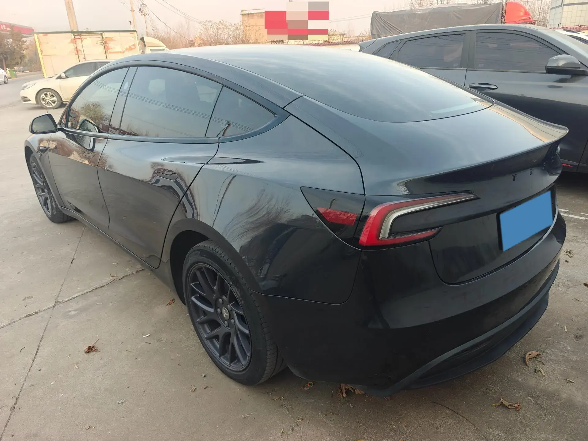 2023 TESLA MODEL thumbnail 4