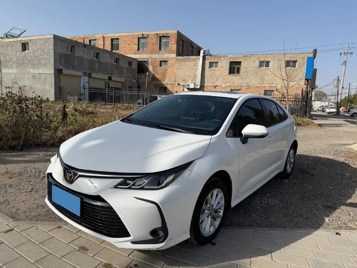 2021 Toyota Corolla 1.2T 116HP L4 CVT