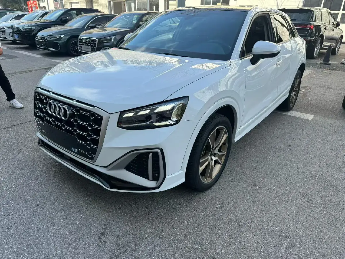 2022 Audi Q2L 1.4T 150HP L4 7DCT