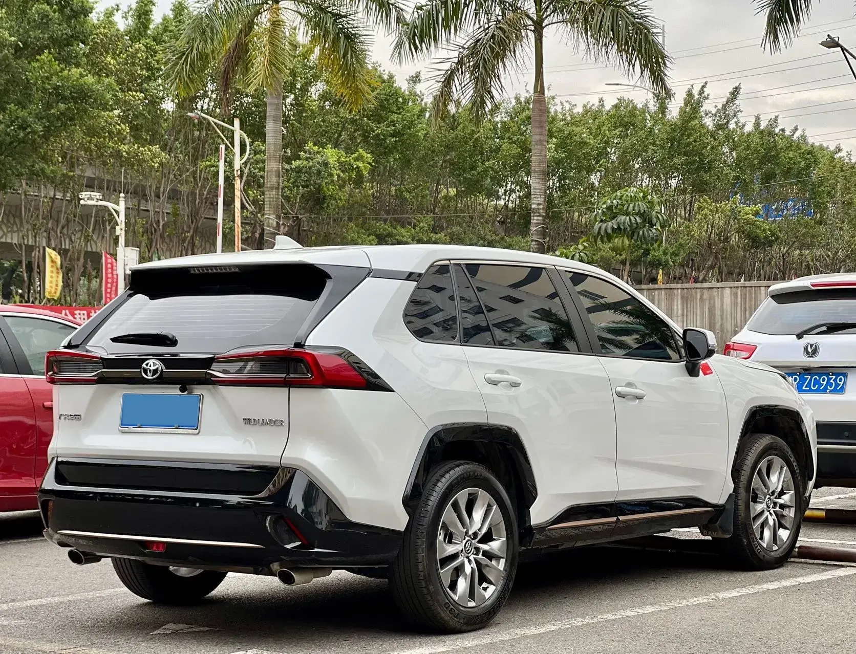 2024 TOYOTA WILDLANDER thumbnail 4