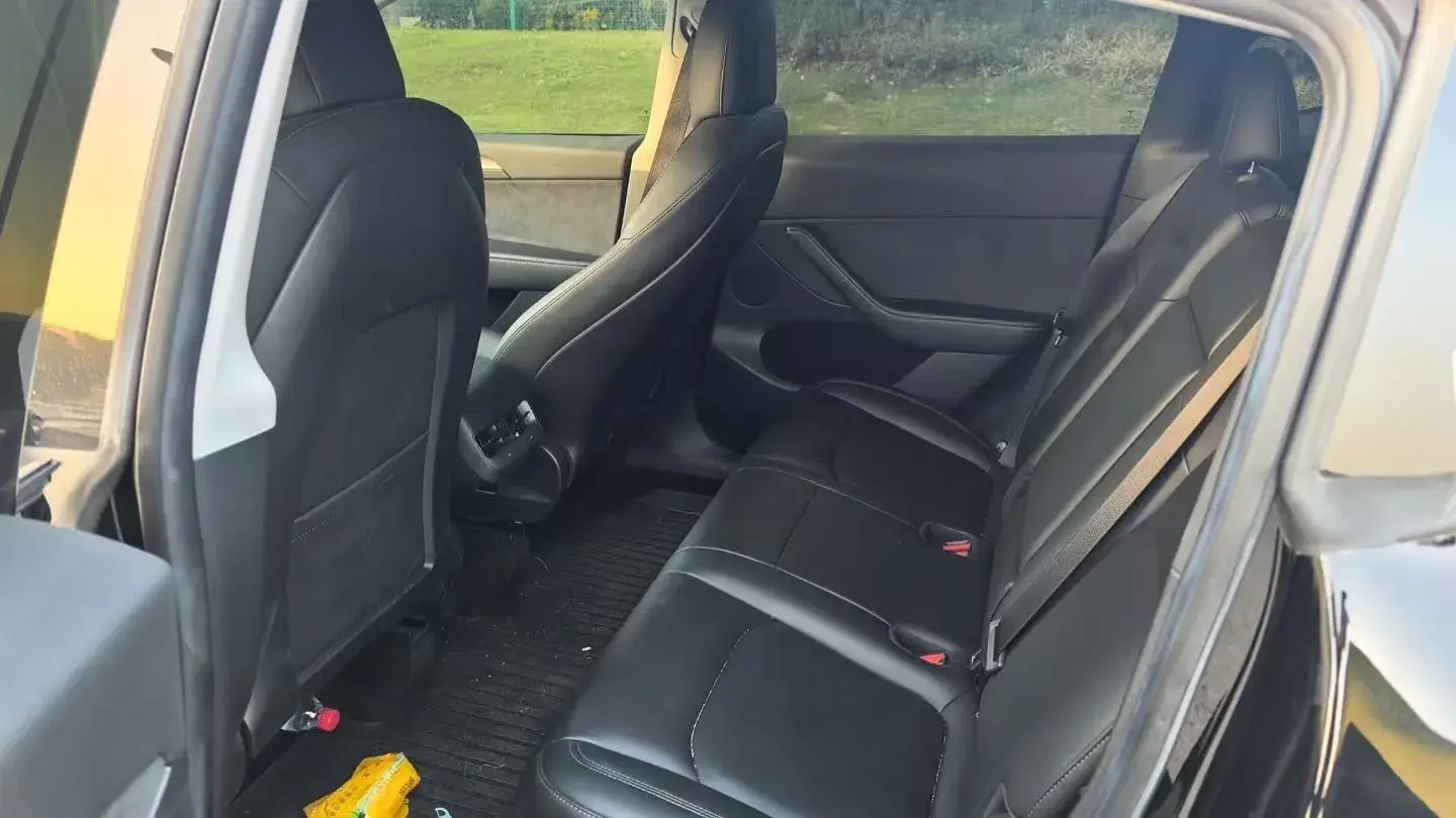 2022 TESLA MODEL thumbnail 3