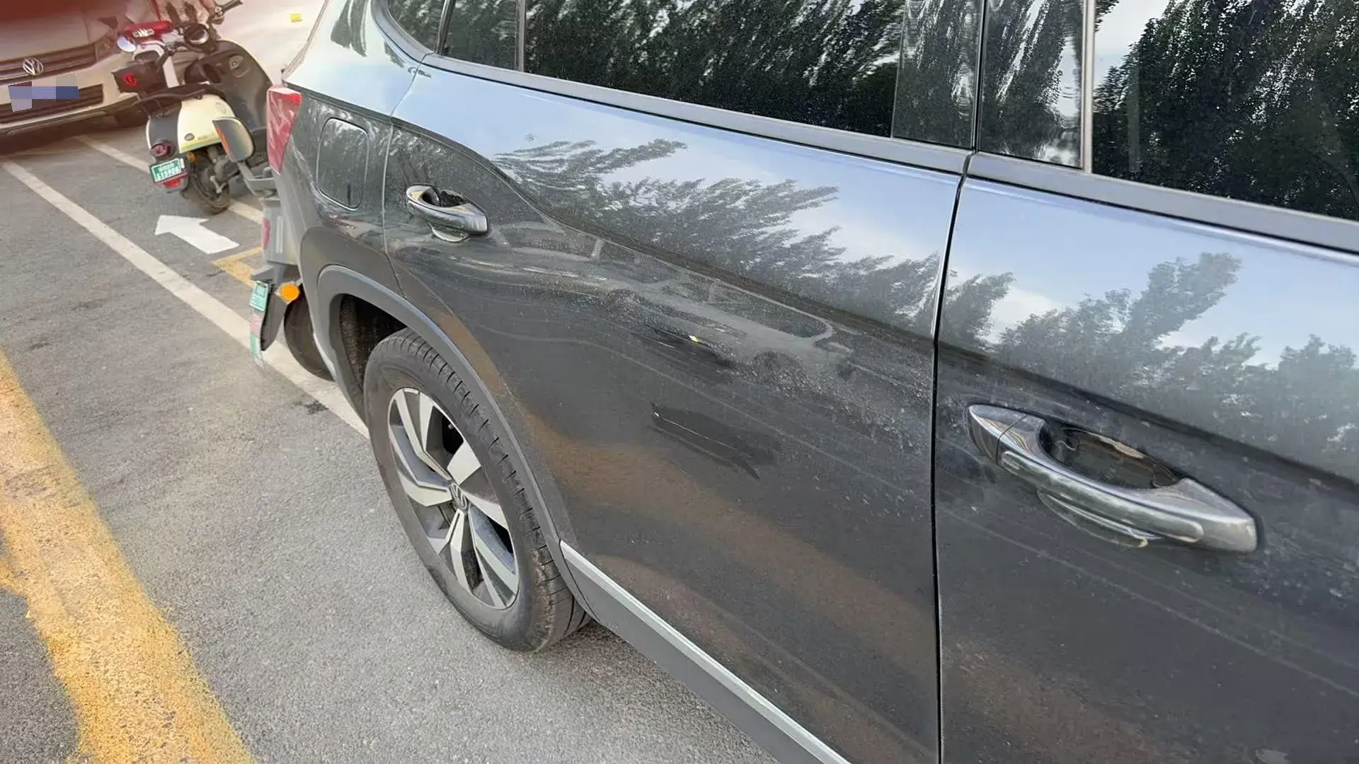 2022 VOLKSWAGEN TAYRON thumbnail 2