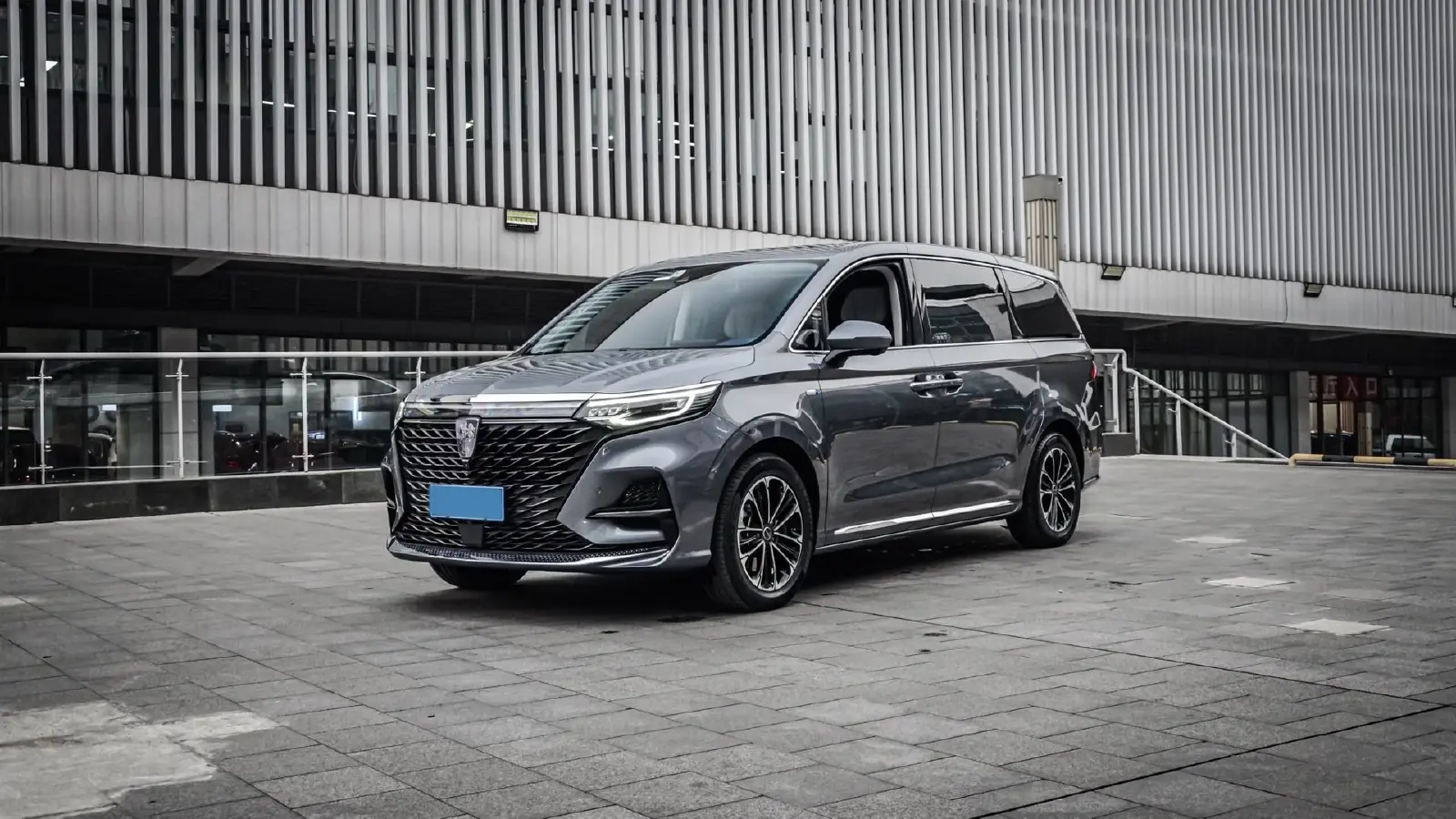 2022 Roewe iMAX8 2.0T 234HP L4 8AT