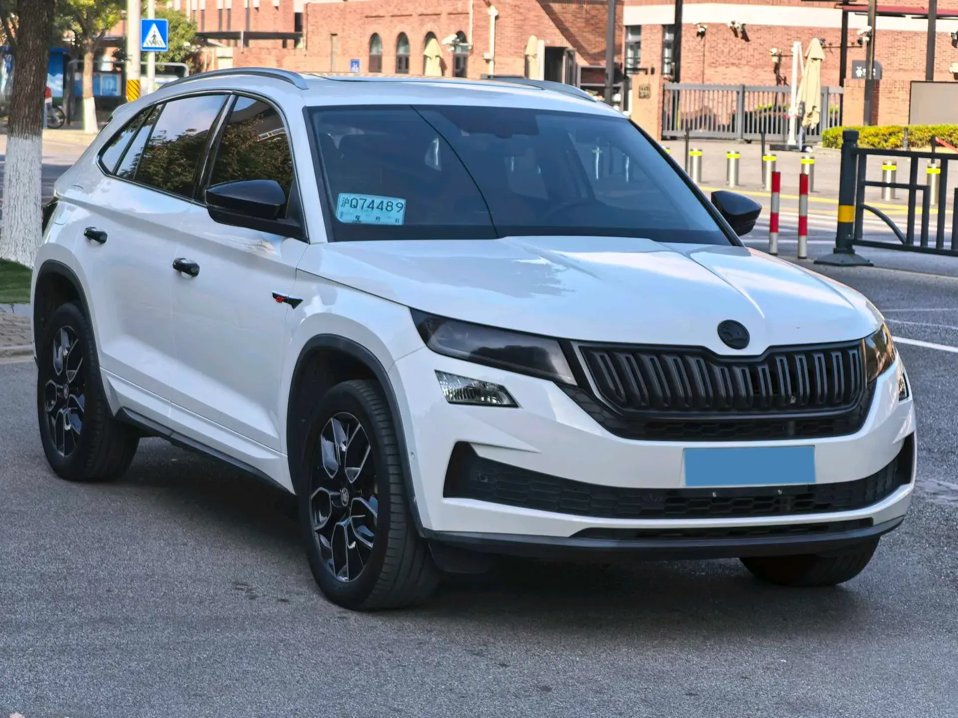 2019 SKODA KODIAK thumbnail 3