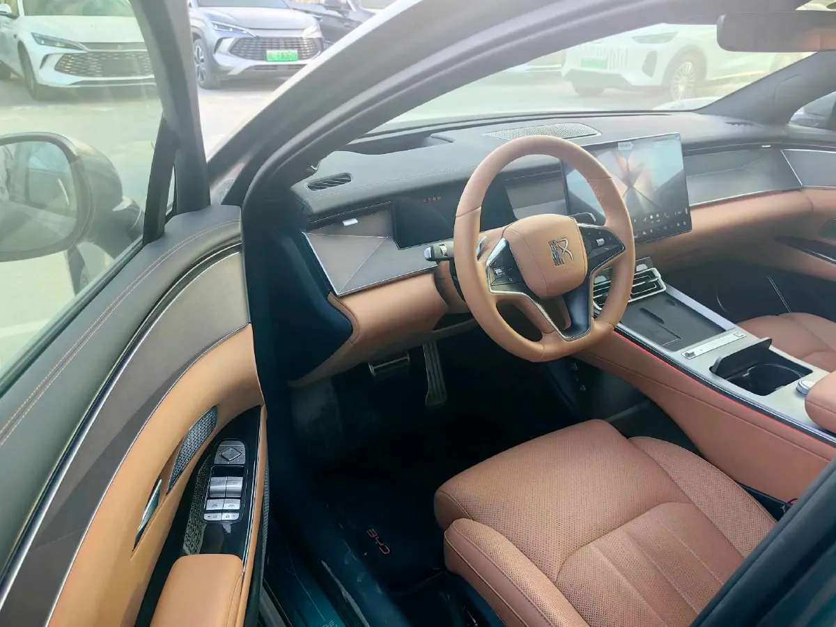 2025 BYD HanL 1.5T 156HP L4 E-CVT PHEV,autocango,china used car exporter,china ev exporter,chinese used car exporter,chinese used ev exporter