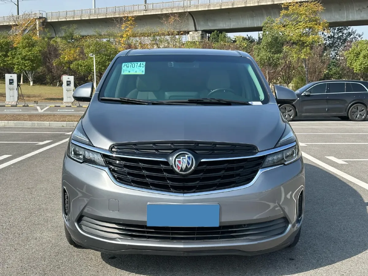 2021 Buick GL8 2.0T 237HP L4 9AT,autocango,china used car exporter,china ev exporter,chinese used car exporter,chinese used ev exporter