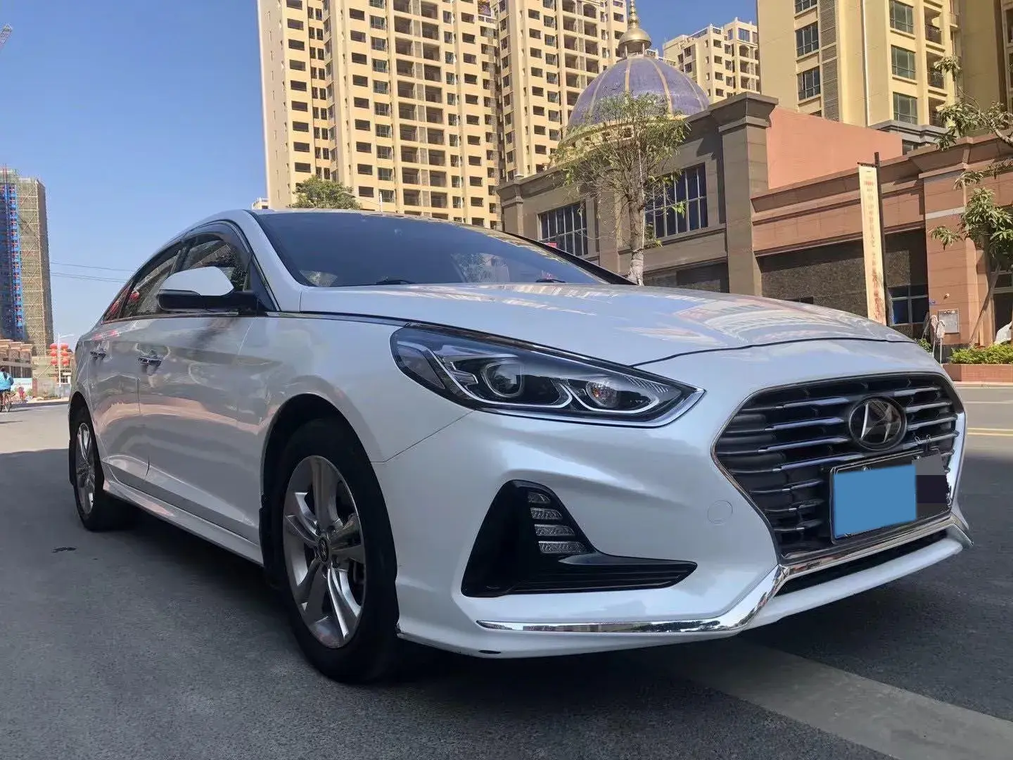 2018 HYUNDAI SONATA thumbnail 3