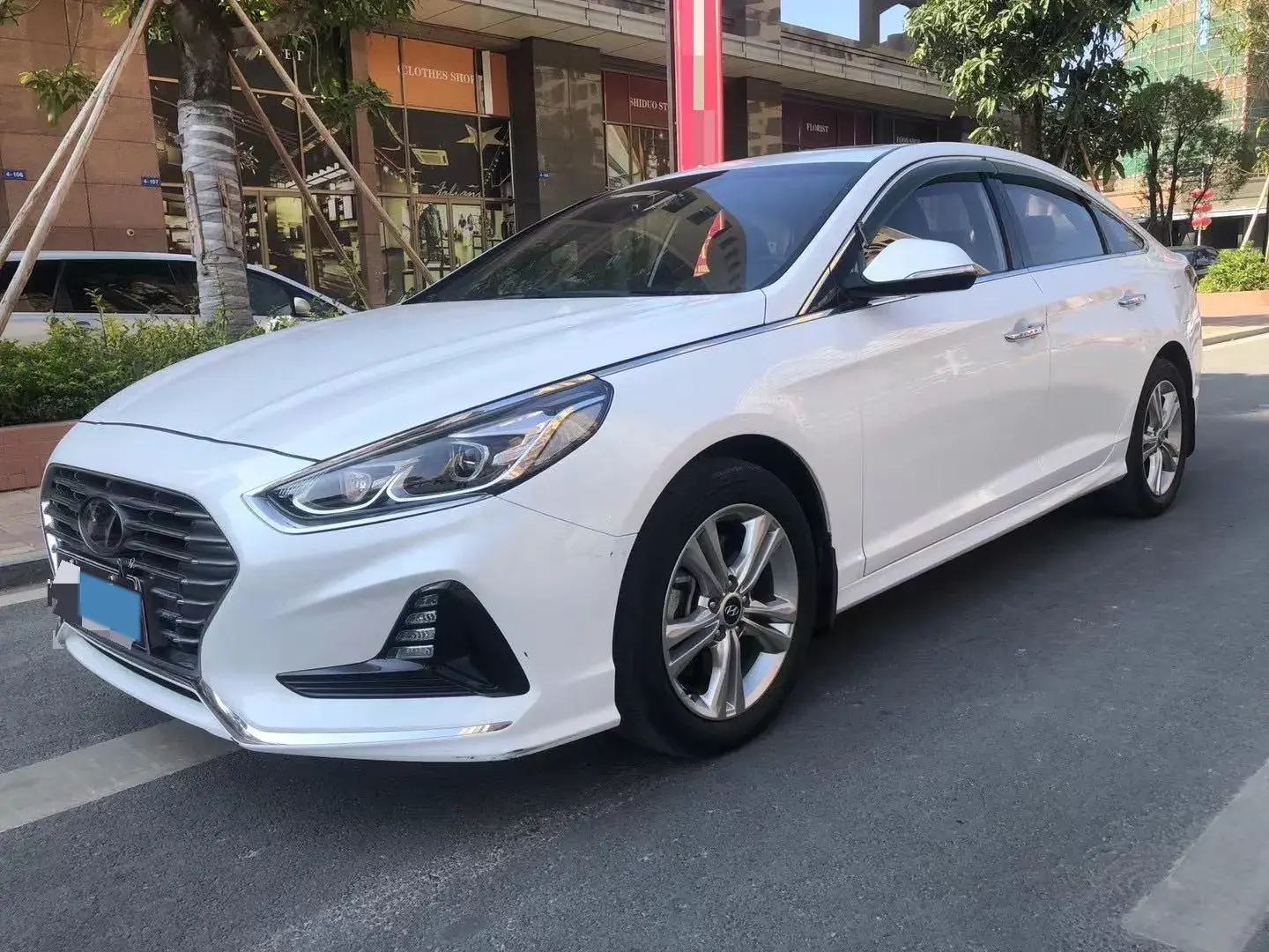 2018 HYUNDAI SONATA view 1