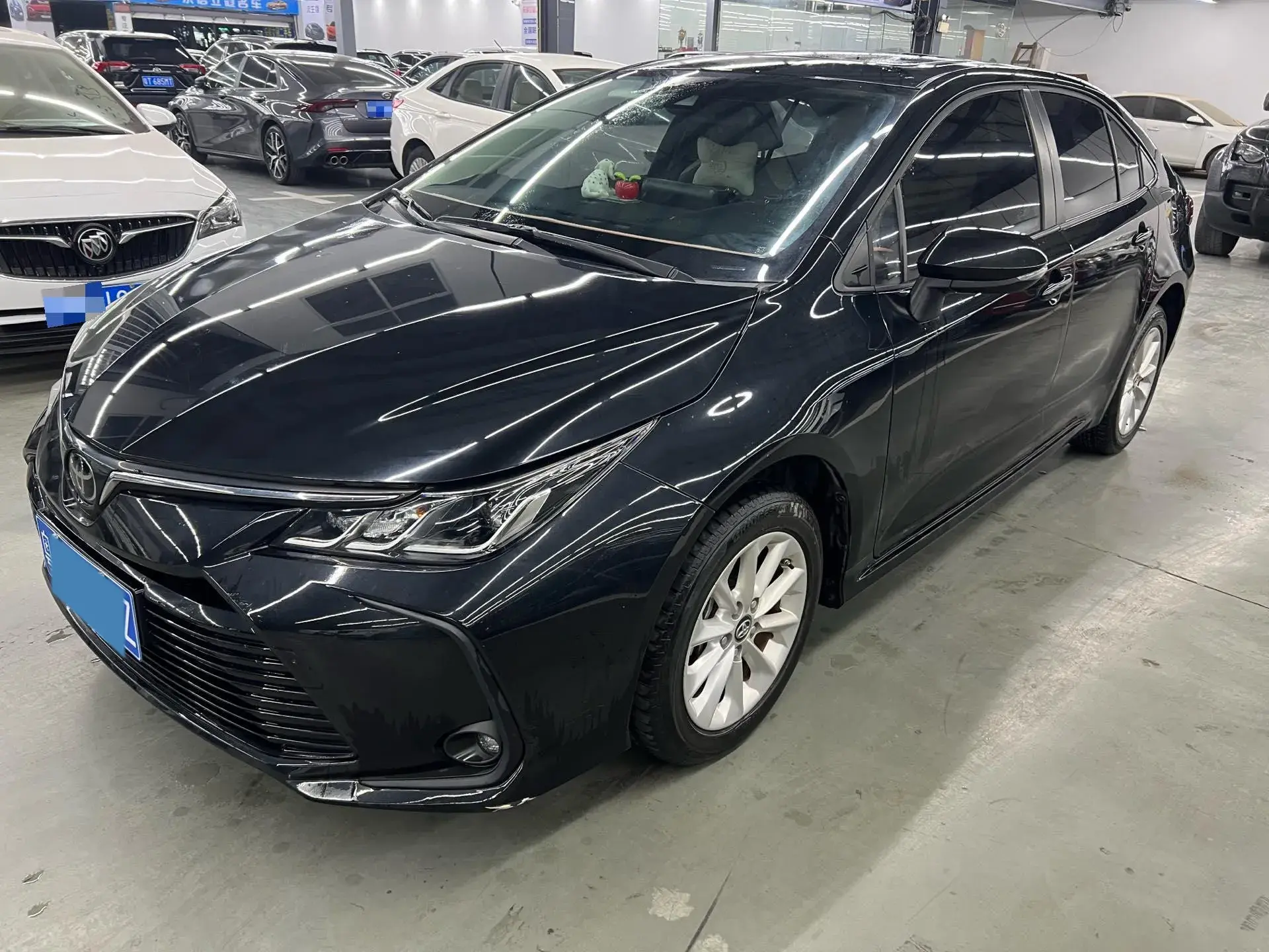 2021 TOYOTA COROLLA view 1