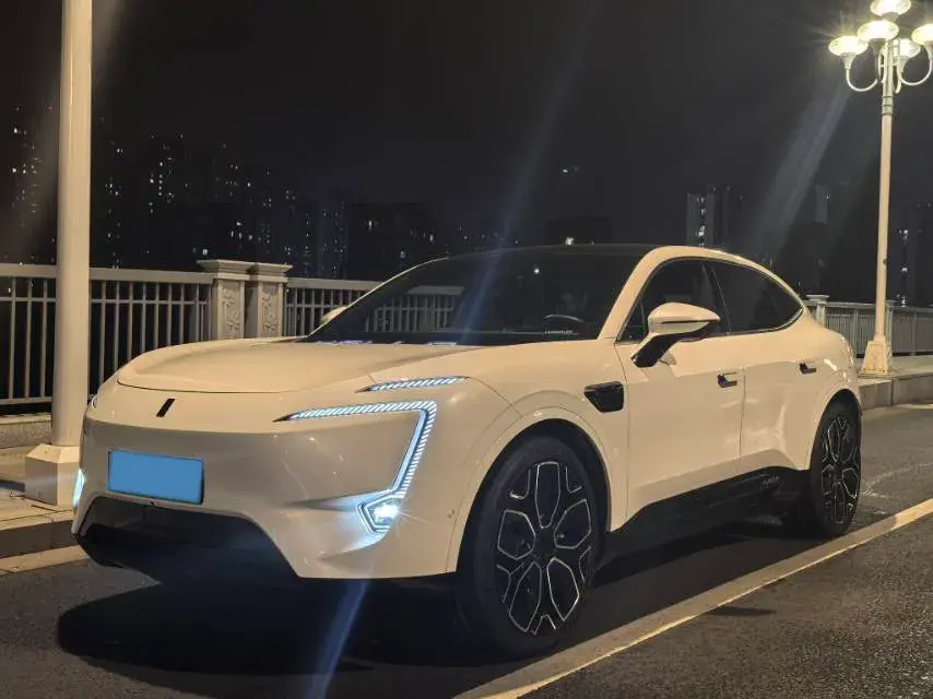 2022 Avatr 11 BEV 90.38KWH