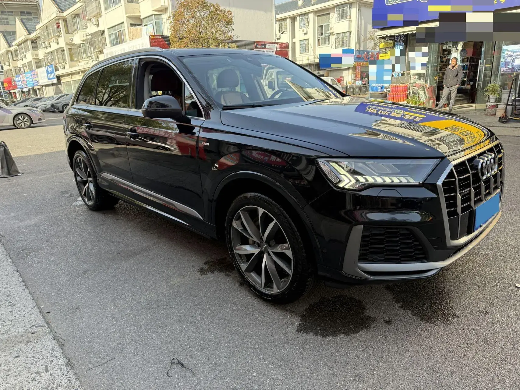 2020 AUDI Q7 thumbnail 3