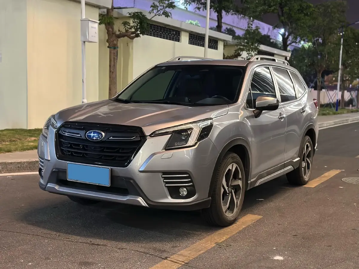 2024 Subaru Forester 2.5L 169HP H4 CVT