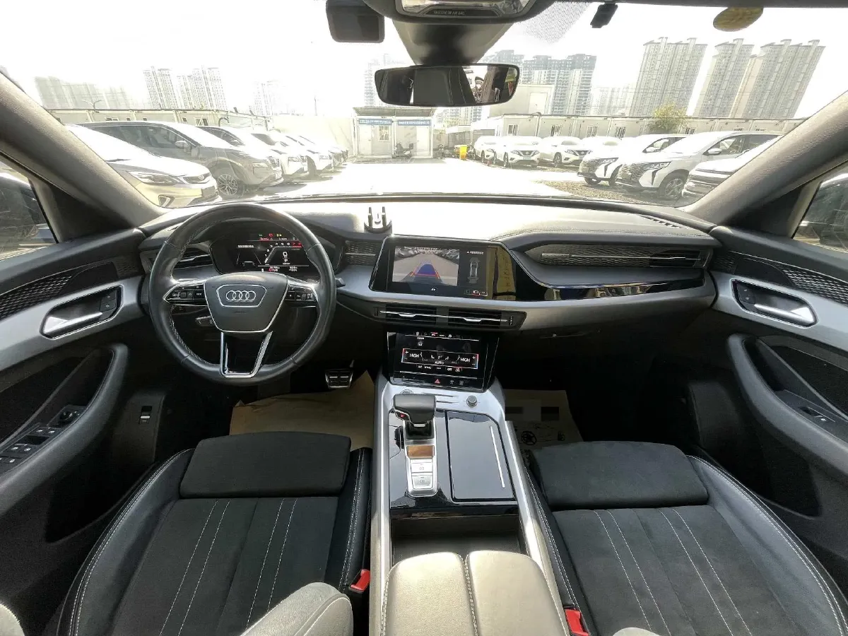 2022 Audi Q5 e-tron BEV 83.4KWH,autocango,china used car exporter,china ev exporter,chinese used car exporter,chinese used ev exporter