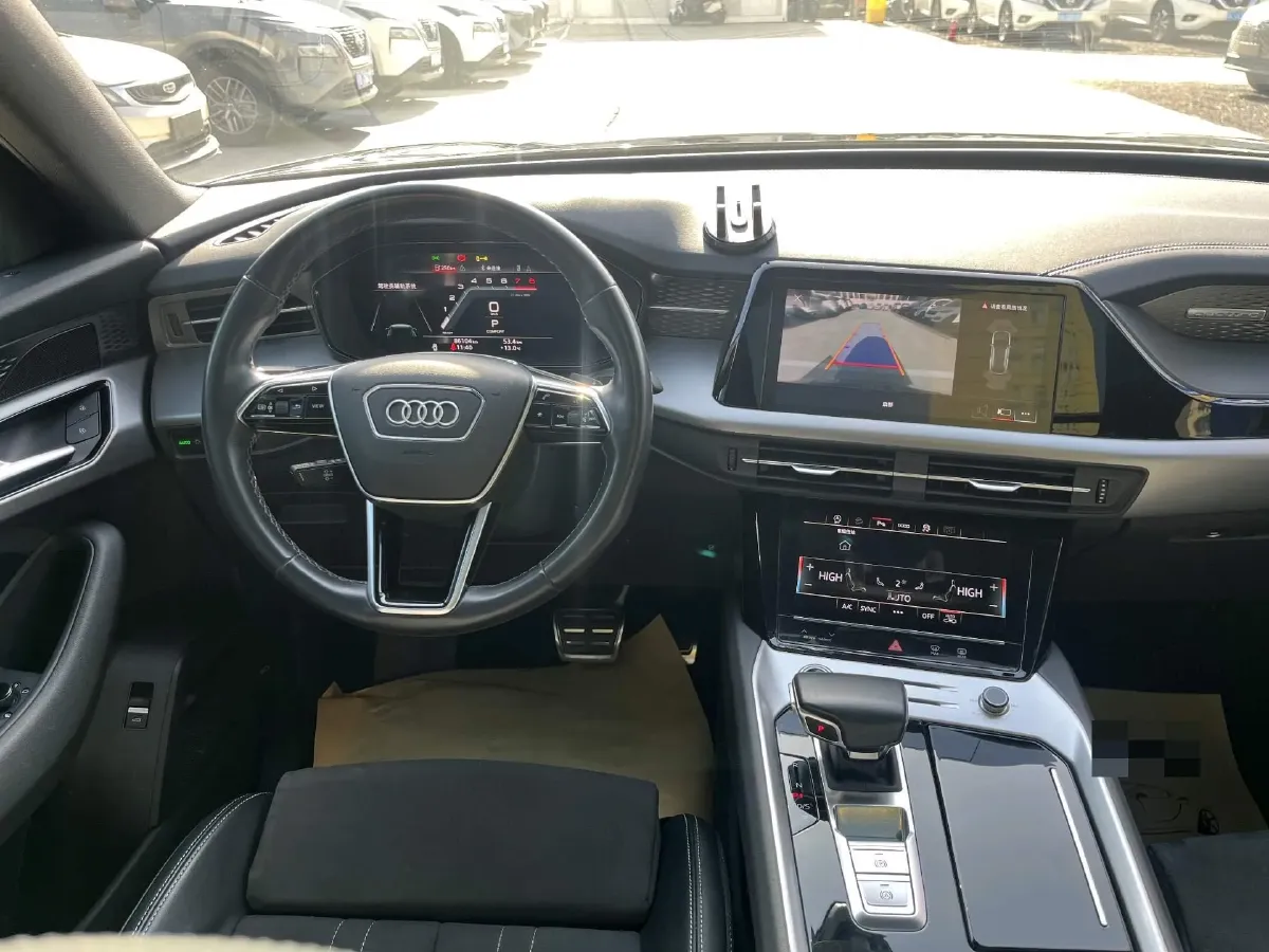 2022 Audi Q5 e-tron BEV 83.4KWH,autocango,china used car exporter,china ev exporter,chinese used car exporter,chinese used ev exporter