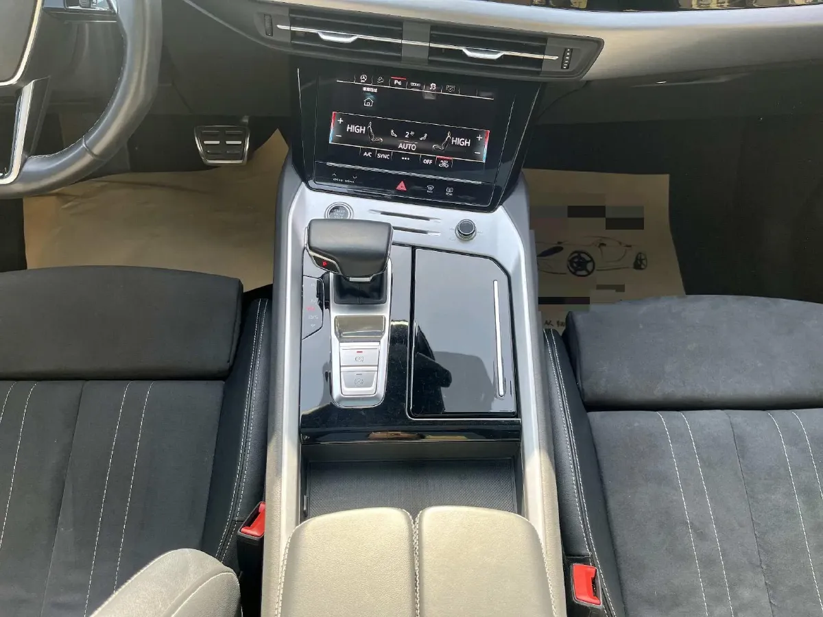 2022 Audi Q5 e-tron BEV 83.4KWH,autocango,china used car exporter,china ev exporter,chinese used car exporter,chinese used ev exporter