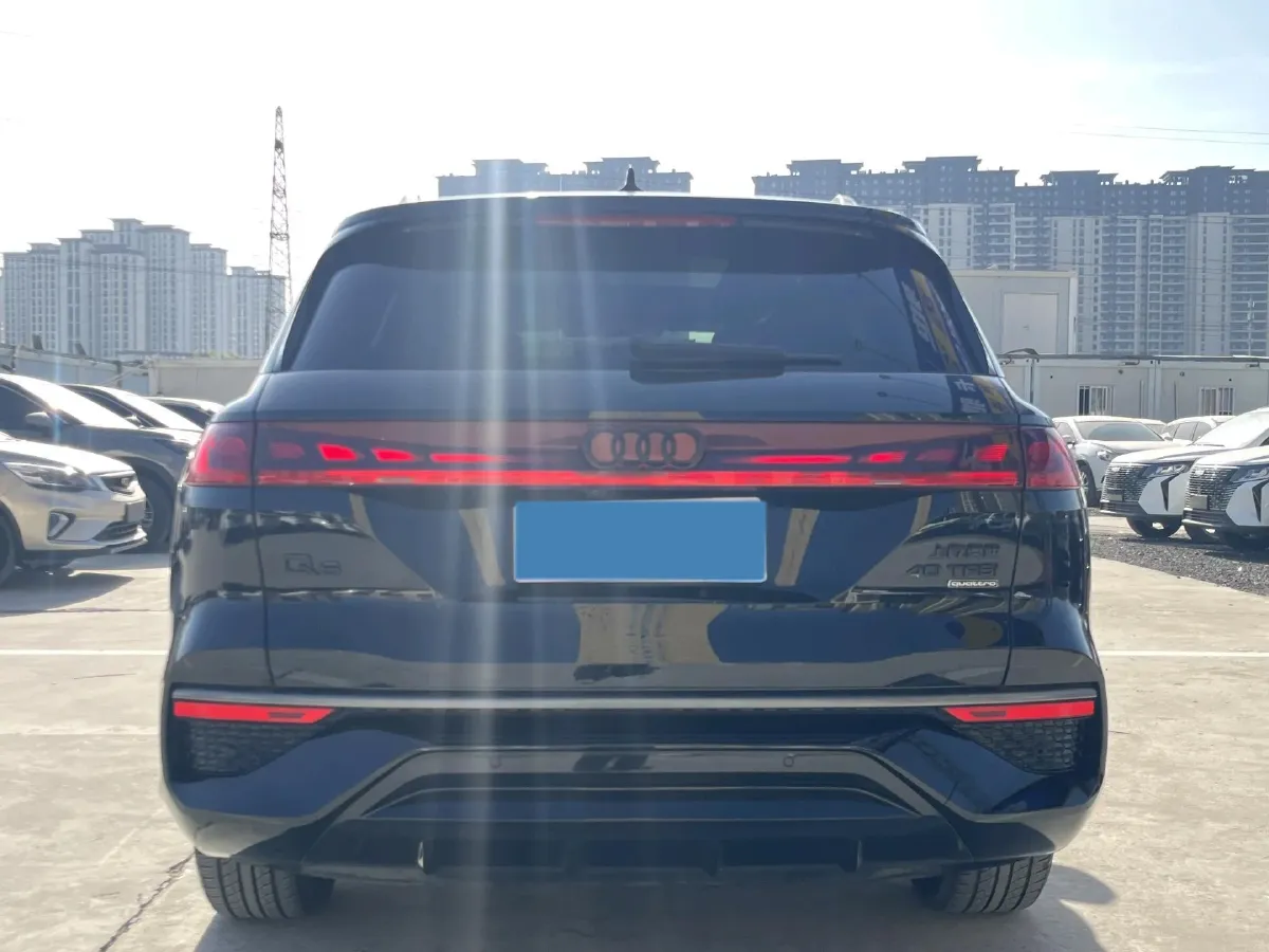 2022 Audi Q5 e-tron BEV 83.4KWH,autocango,china used car exporter,china ev exporter,chinese used car exporter,chinese used ev exporter