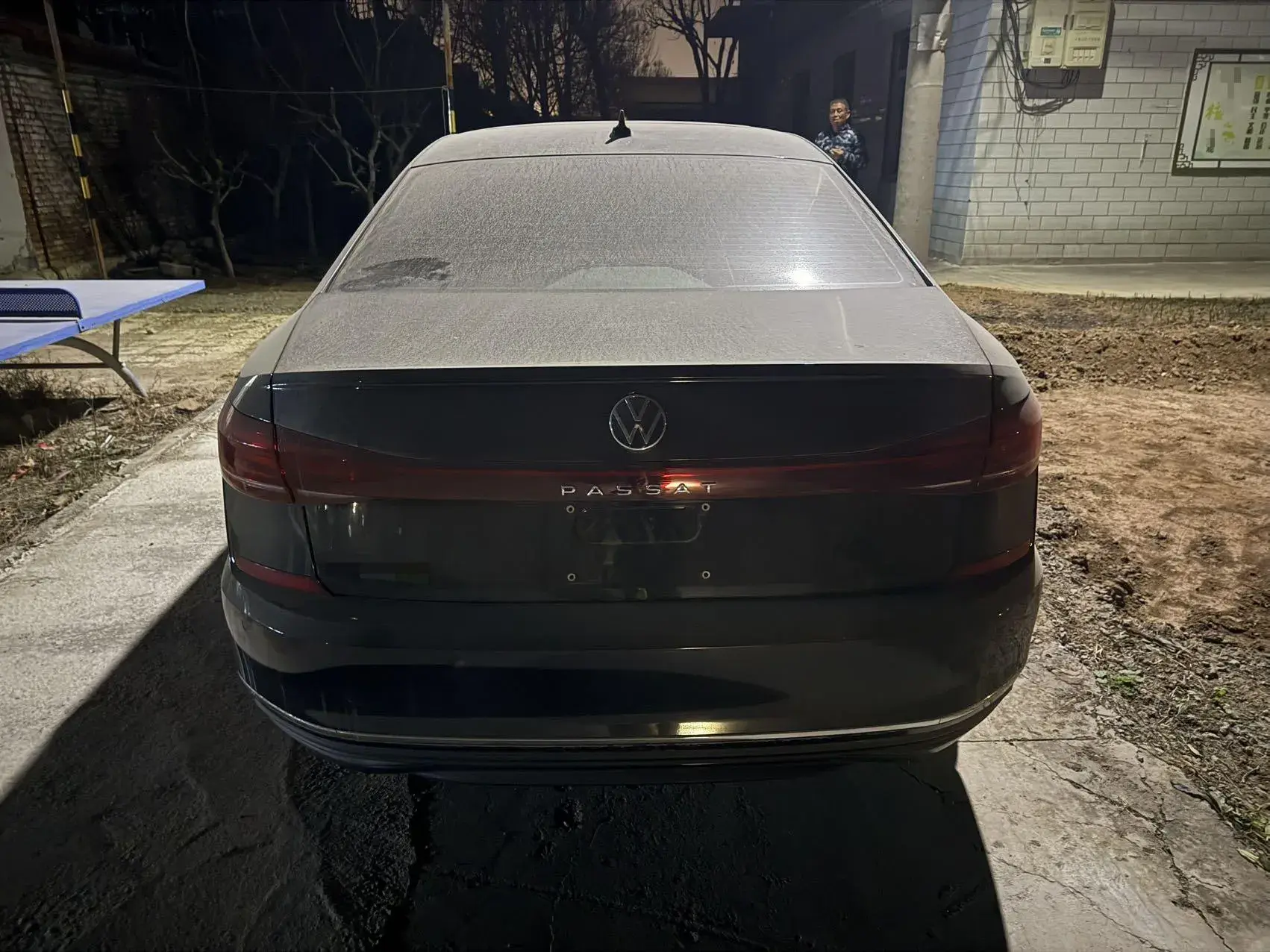 2025 VOLKSWAGEN PASSAT thumbnail 4
