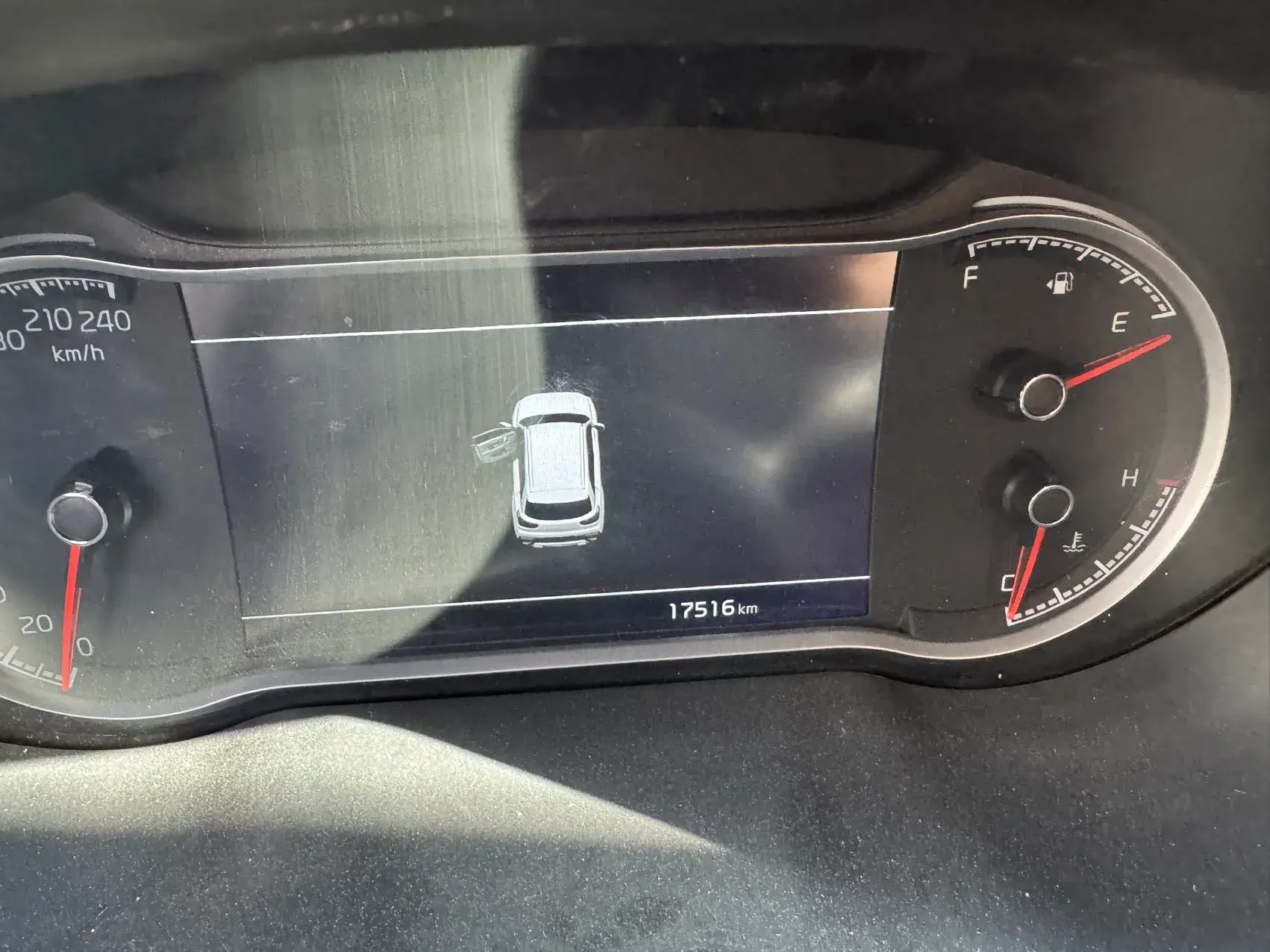 2018 KIA SPORTAGE thumbnail 2