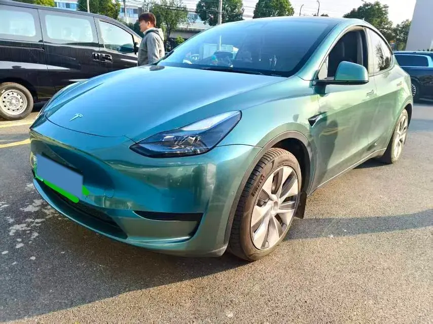 2022 TESLA MODEL view 1
