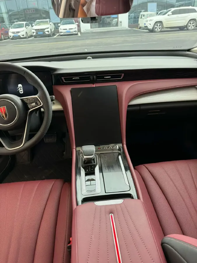 2025 HongQi H5 1.5T 169HP L4 7DCT,autocango,china used car exporter,china ev exporter,chinese used car exporter,chinese used ev exporter