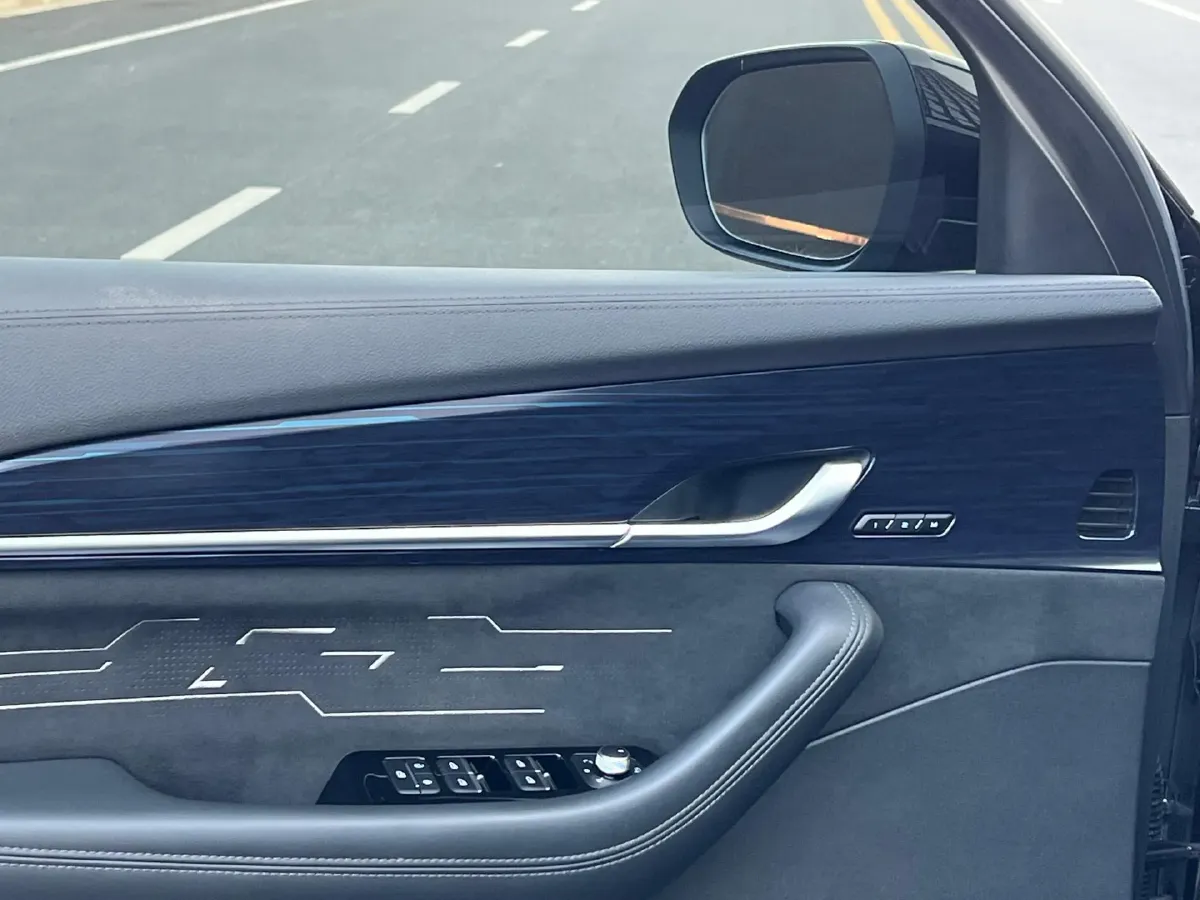 2024 Geely Monjaro 2.0T 238HP L4 8AT,autocango,china used car exporter,china ev exporter,chinese used car exporter,chinese used ev exporter