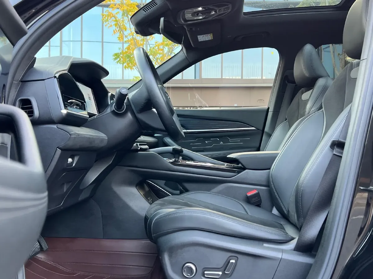 2024 Geely Monjaro 2.0T 238HP L4 8AT,autocango,china used car exporter,china ev exporter,chinese used car exporter,chinese used ev exporter