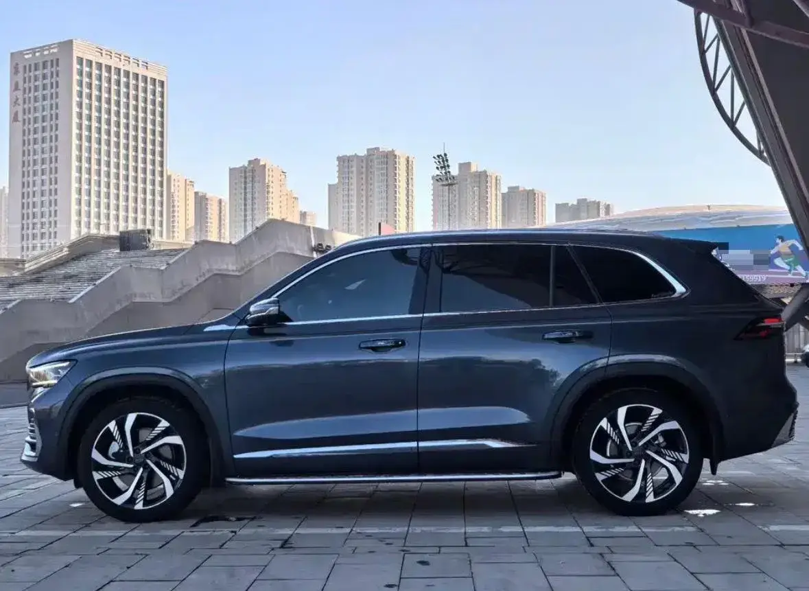 2021 GEELY MONJARO thumbnail 4