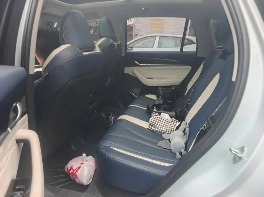 2022 GEELY MONJARO thumbnail 2