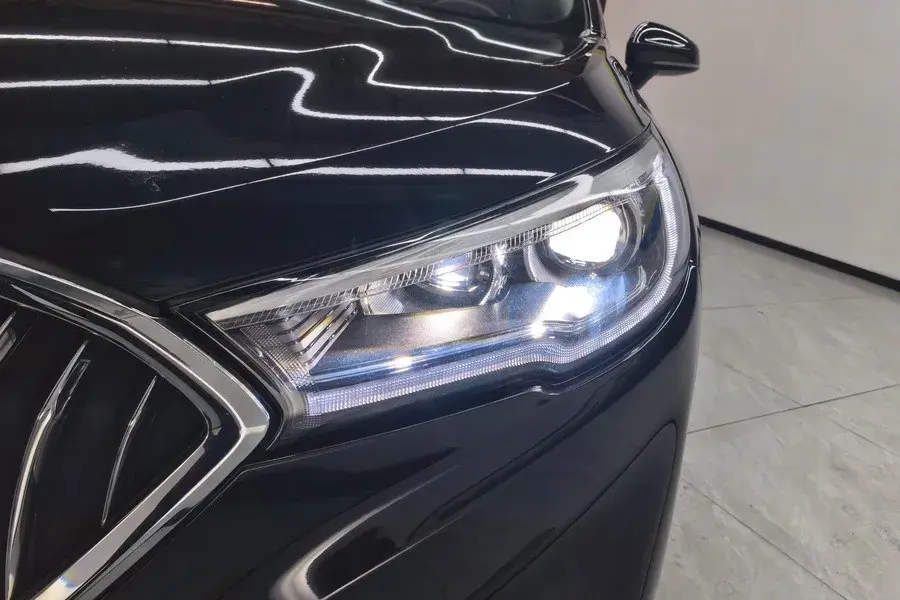 2020 HONGQI H5 thumbnail 4