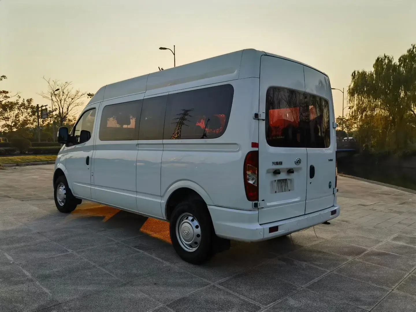 2021 MAXUS XINTU thumbnail 3