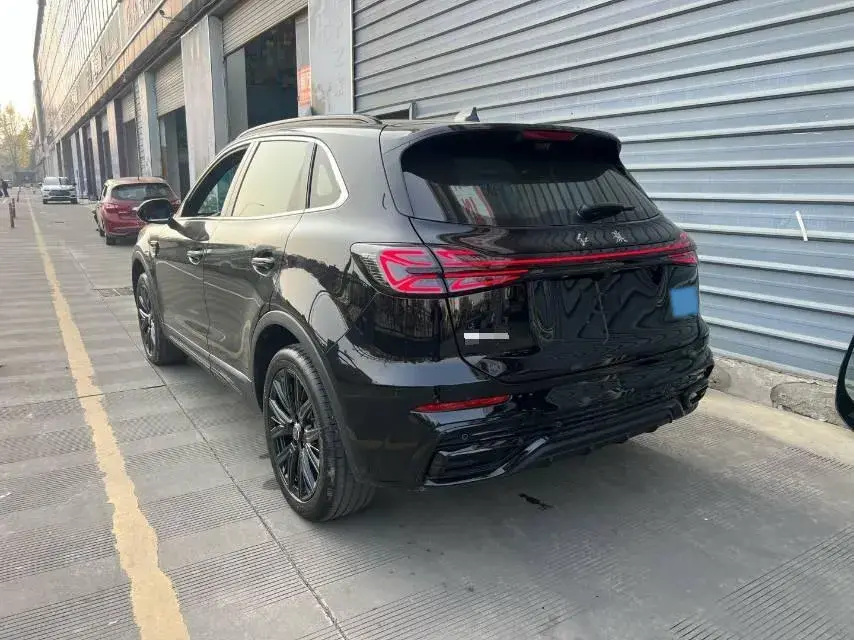 2025 HONGQI HS5 thumbnail 3