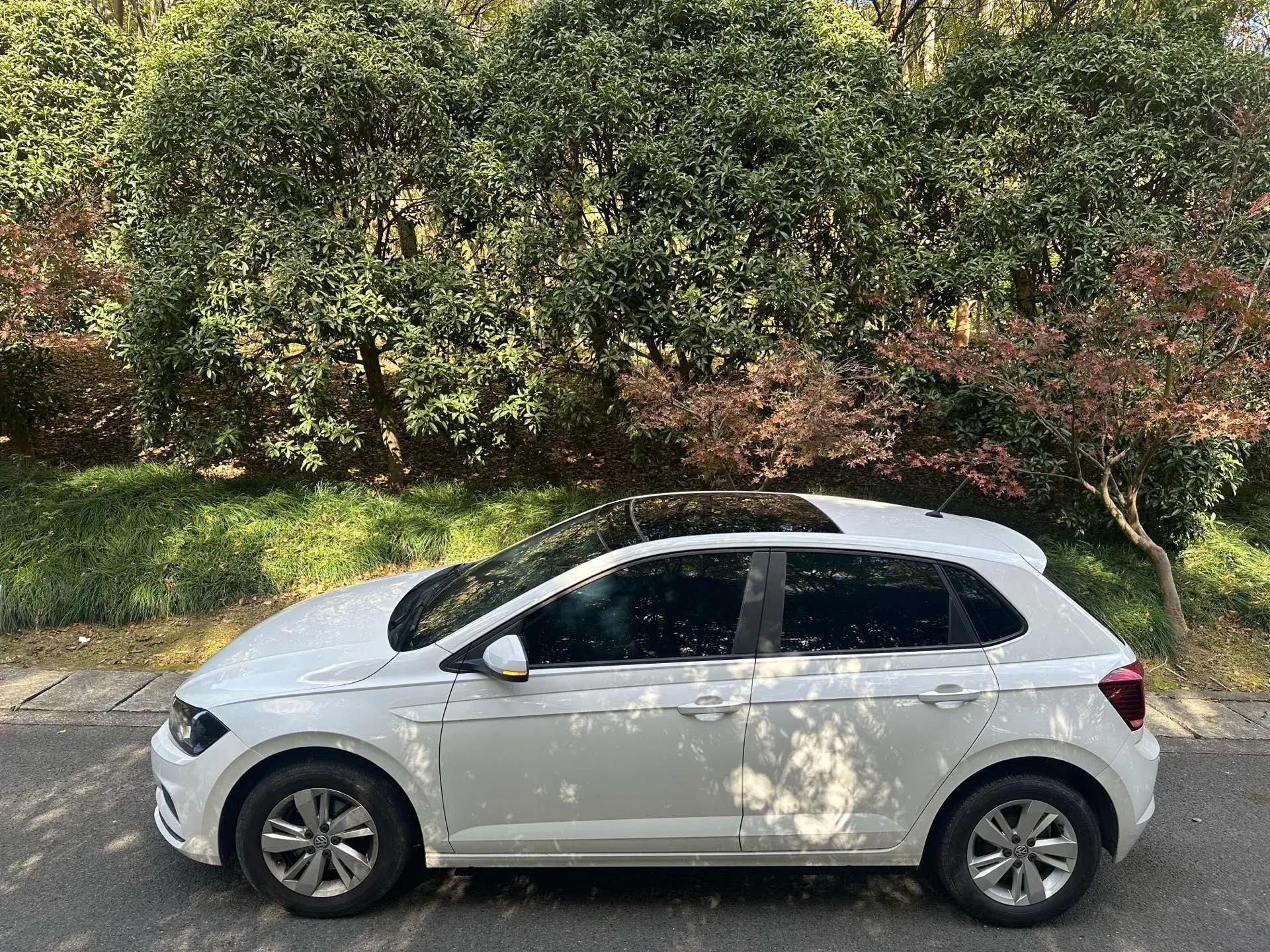 2019 VOLKSWAGEN POLO thumbnail 3