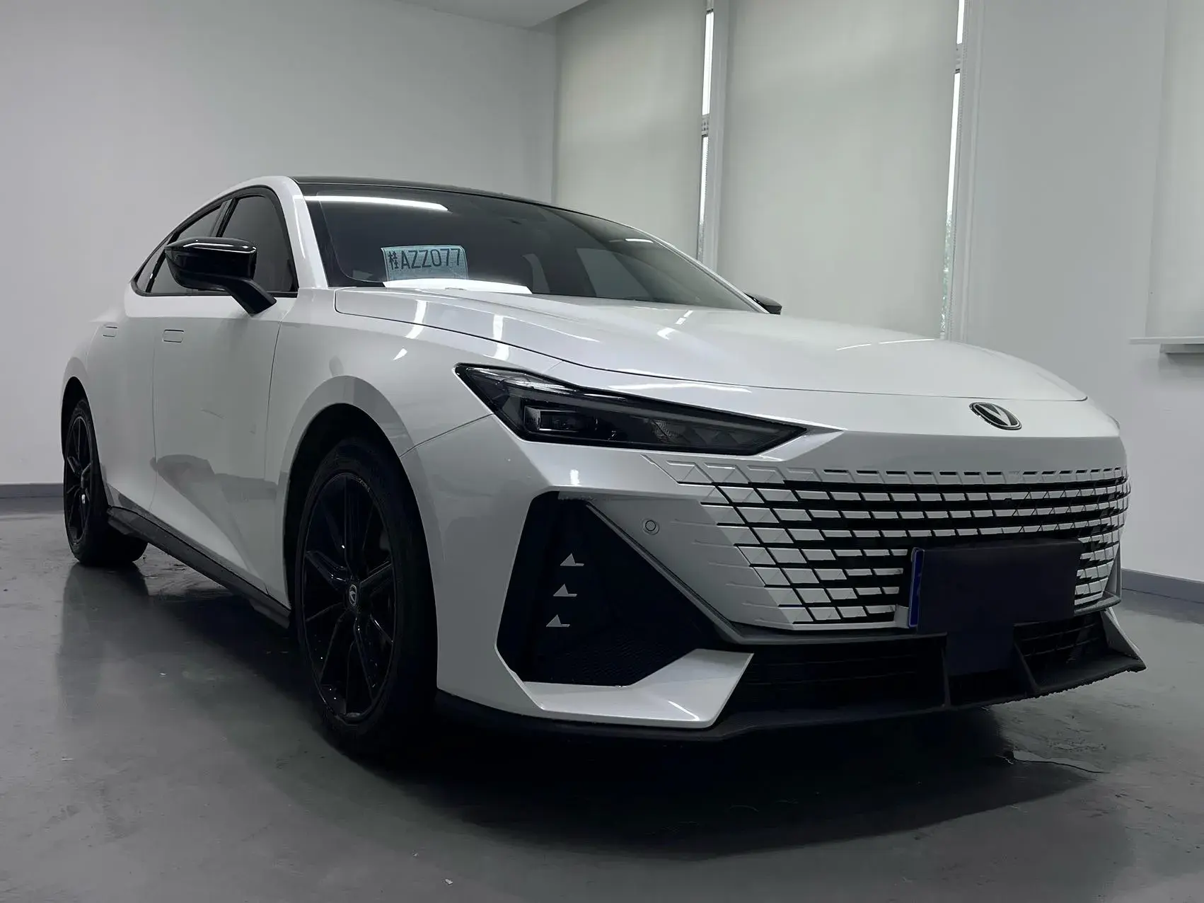 2022 CHANGAN UNI-V thumbnail 3