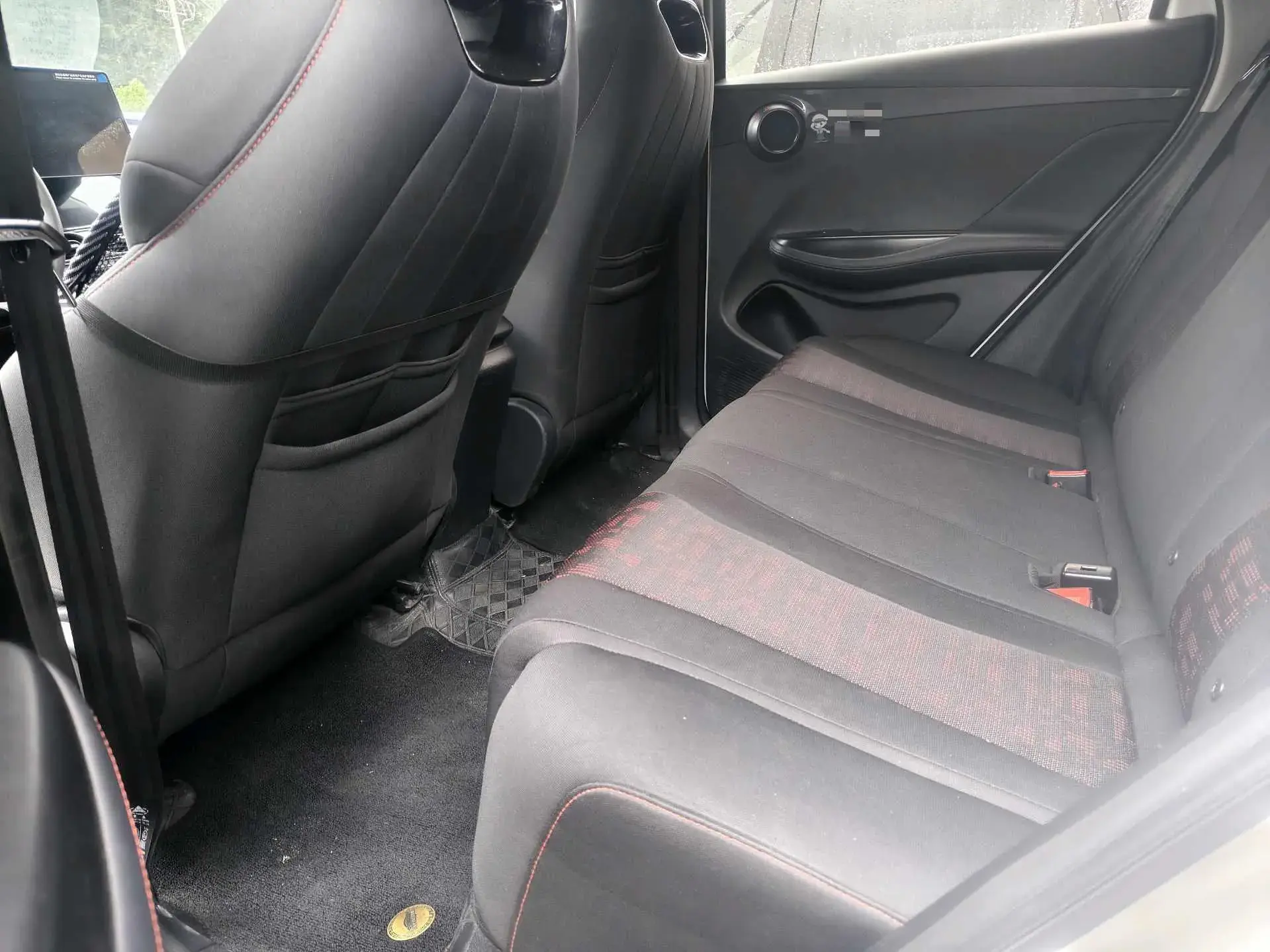 2024 BYD E2 thumbnail 3