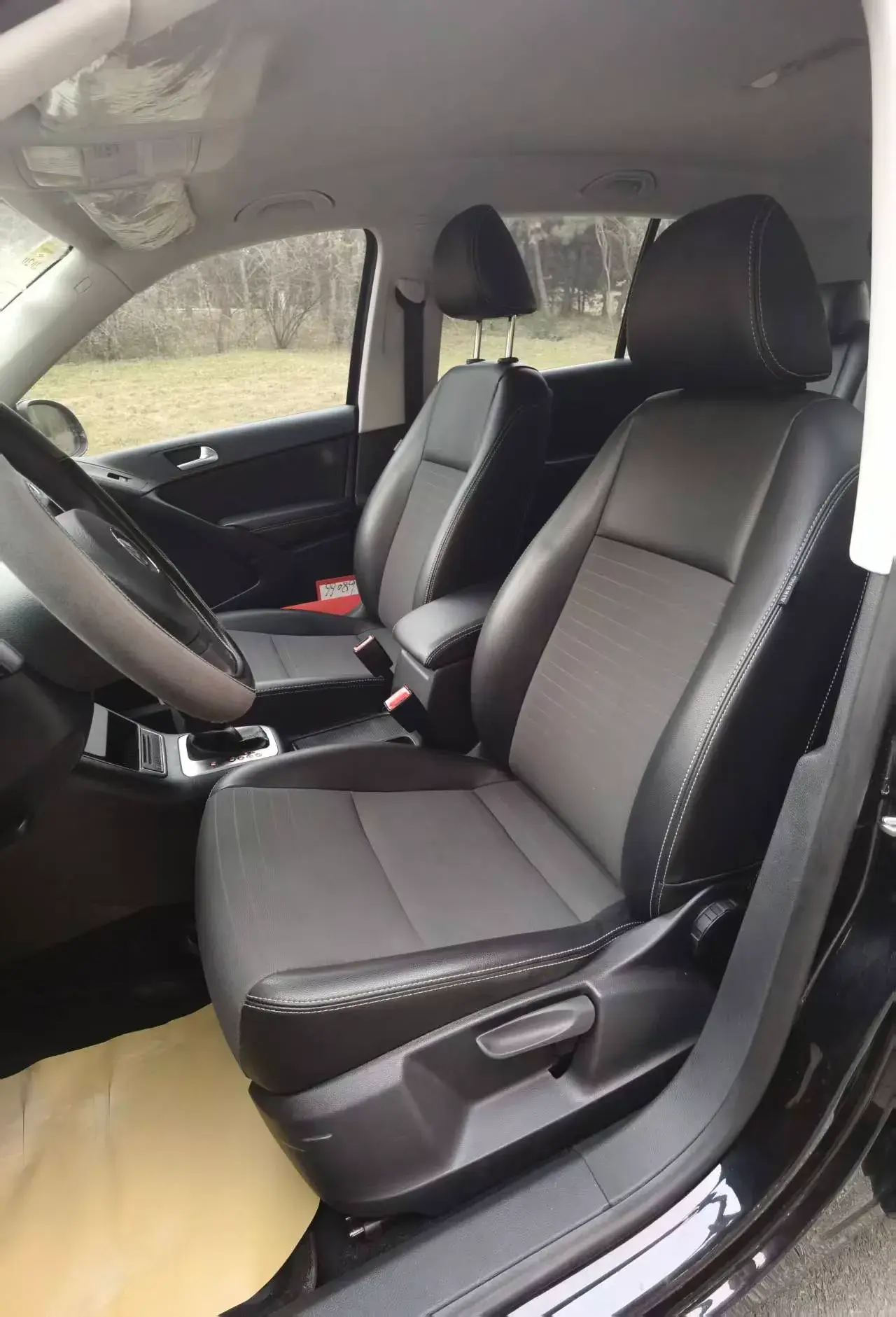 2016 VOLKSWAGEN TIGUAN thumbnail 4