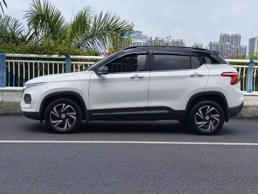 2017 BAOJUN 510 thumbnail 4