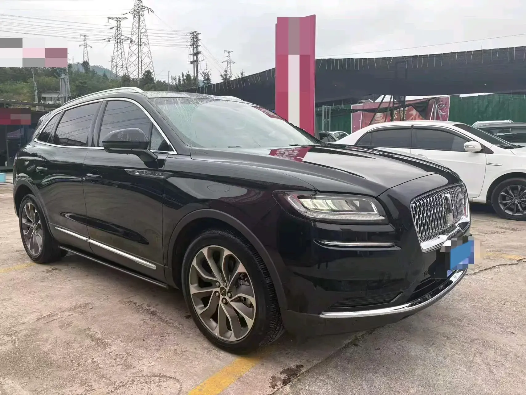 2021 LINCOLN NAUTILUS thumbnail 3