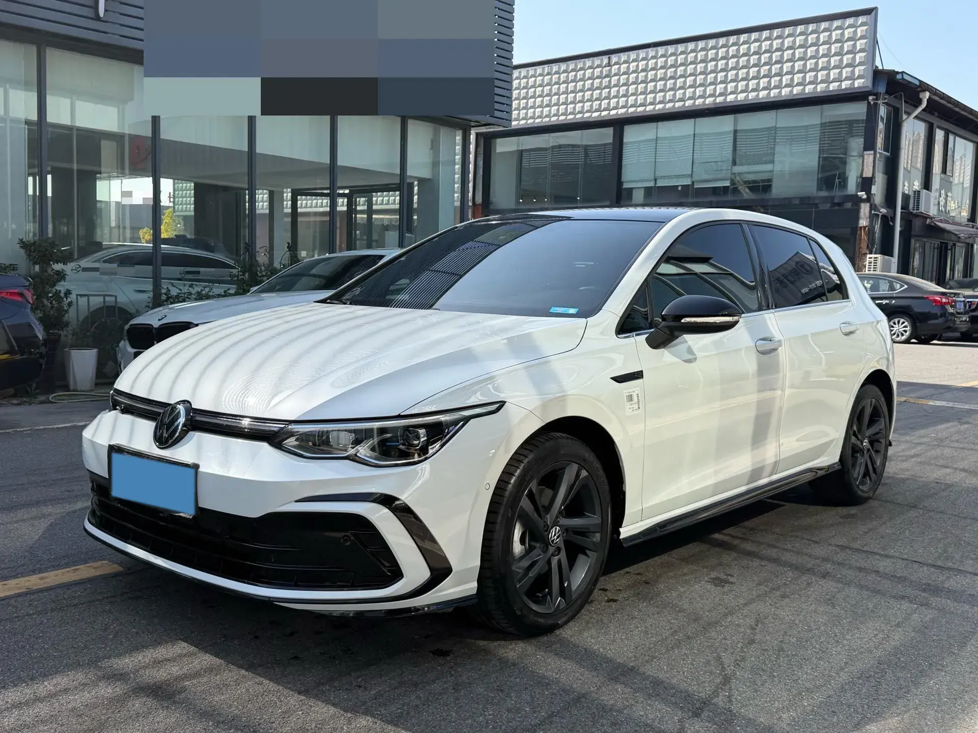 2021 VOLKSWAGEN GOLF view 1